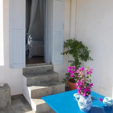 Nyfes Traditional Boutique Vagelio 펜션 스키로스