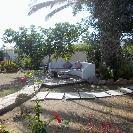 Nyfes Traditional Boutique Vagelio * 스키로스